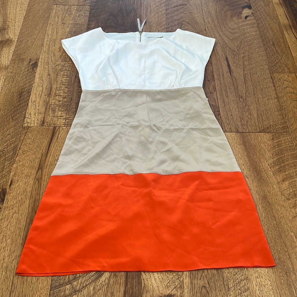 NWT Eliza J Woman’a Short Sleeve Stipe Dress Size 4